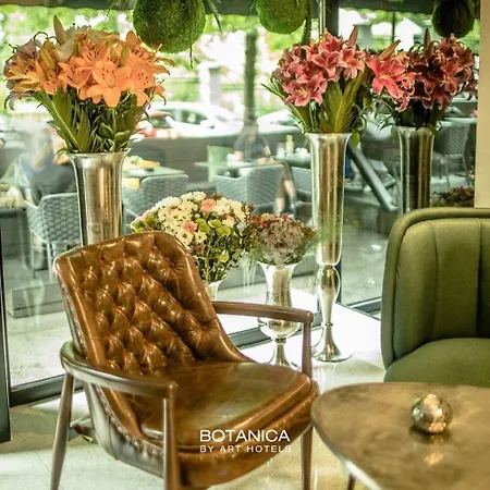 Botanica Hotel