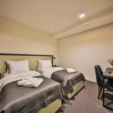 Botanica Hotel 4*