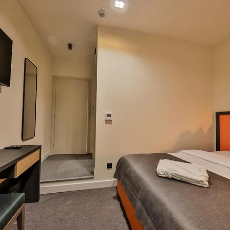 Botanica Hotel